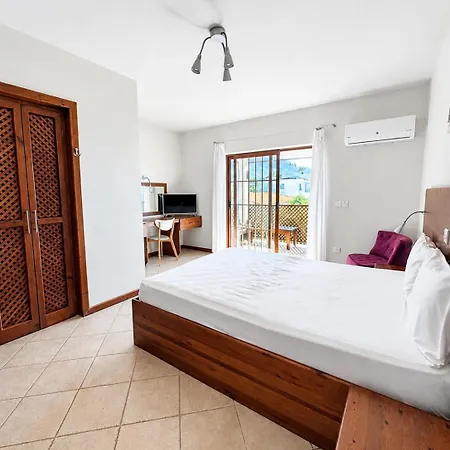 Riviera Rezort 4*