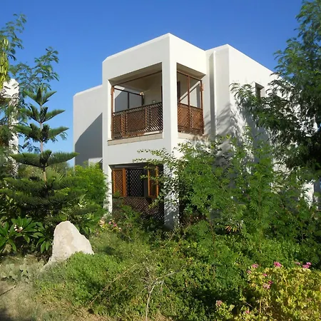 Riviera Beach 4* Girne