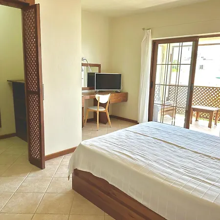 Resort Riviera Beach Girne